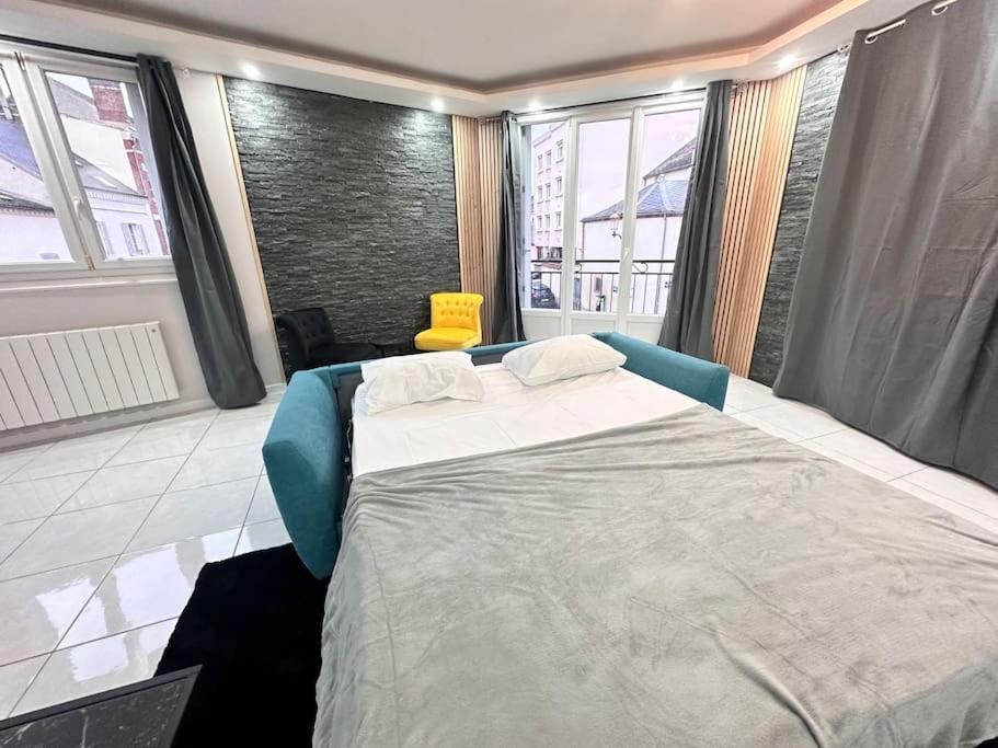 E Servagnat T3 Luxe Avec Sauna Jacuzzi Et Hammam Эперне Экстерьер фото