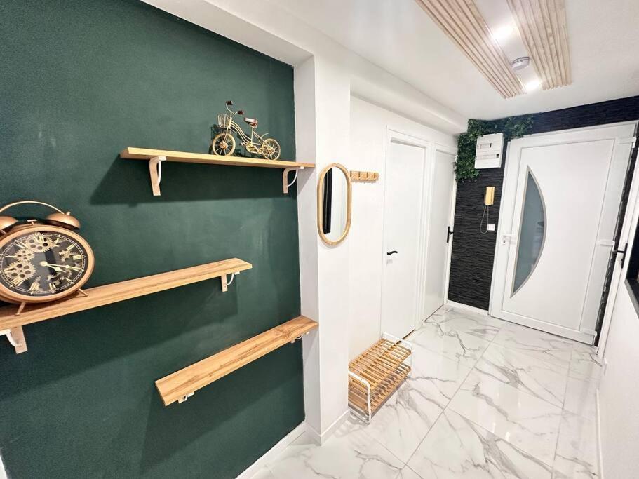 E Servagnat T3 Luxe Avec Sauna Jacuzzi Et Hammam Эперне Экстерьер фото