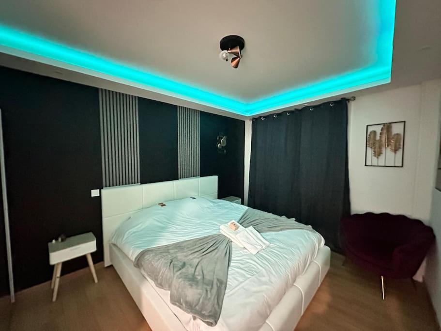 E Servagnat T3 Luxe Avec Sauna Jacuzzi Et Hammam Эперне Экстерьер фото